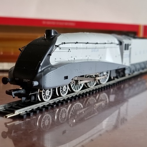 Hornby railways r312 lner - hornby,
