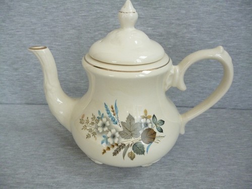 Vintage ceramic authur wood - ceramic,