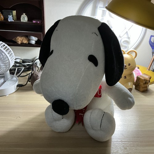 Medium snoopy soft toy - snoopy,