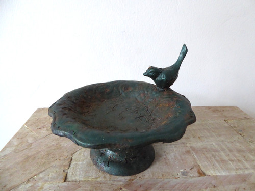 Vintage metal bird - metal,