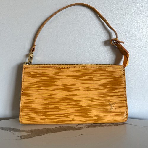 Louis vuitton epi pochette - vuitton,