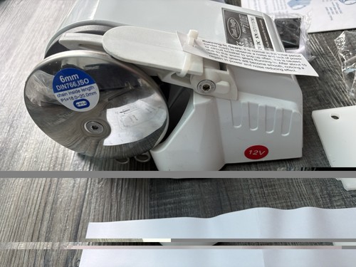 12v windlass horizontal south - 12v,