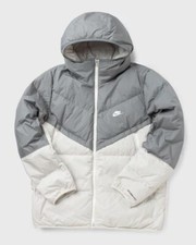 BNWT Nike Storm-Fit Windrunner