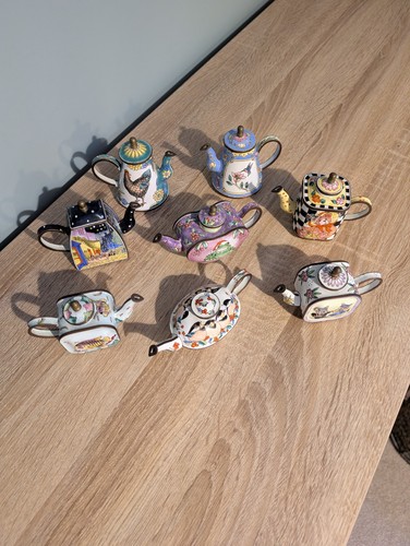 Trade aid miniature enamel - miniature,