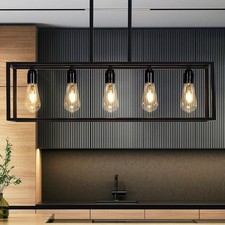 5 Light Farmhouse Kitchen