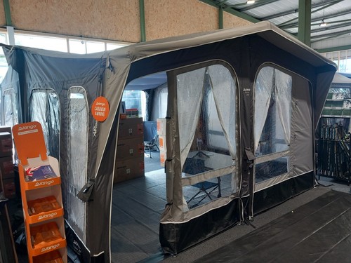 Demo vango riviera 390 - demo,
