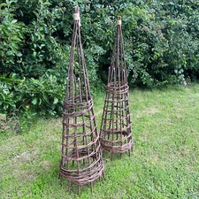 Willow Garden Obelisk Wooden Spiral 1.15m Climbing Plant Support Trellis (2)