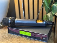 Sennheiser EW100 G3 Wireless Microphone Set – EM100 G2 + SKM100 G3 e835 Range E