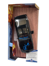 DAVID HASSELHOFF WILLIAM DANIELS SIGNED KNIGHT RIDER DIECAST 1:24 CAR BECKETT 18
