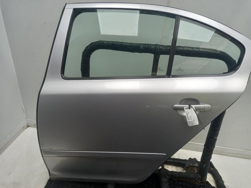 Skoda octavia left - rear, door