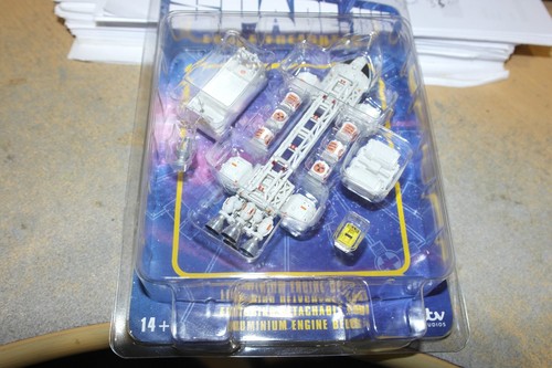 Sixteen space 1999 micro - space,