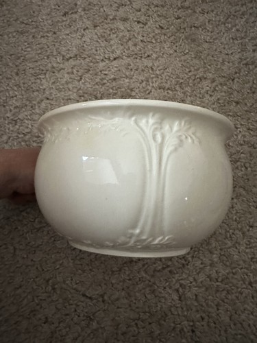 Baker ltd chamber pot - ltd,