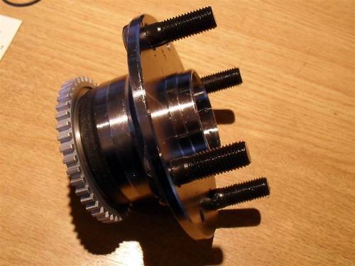 Front hub and - wheel, bearing