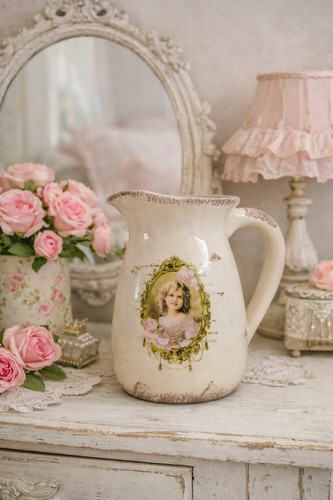Vintage shabby chic - chic, pink