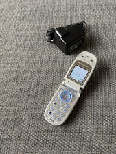 Motorola V220 Flip Mobile