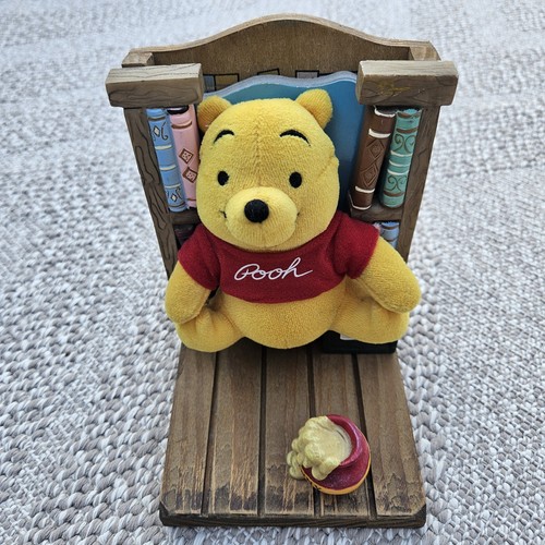 Winnie the pooh bookend - winnie,