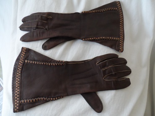 Vintage 1920 gauntlet gloves - vintage,