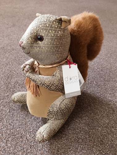 Dora design squirrel doorstop - dora,