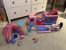 Barbie Camper Van, Car