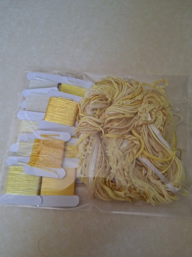 Embroidery pack threads - 25,