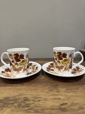 vintage Elizabethan bone china cup and saucer Duo X2 In Excellent Condition.