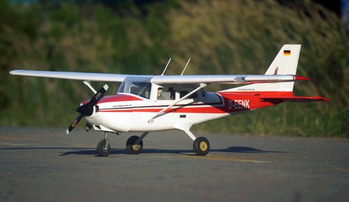Models size cessna 172 - .55,