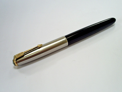Vintage black parker - vintage,