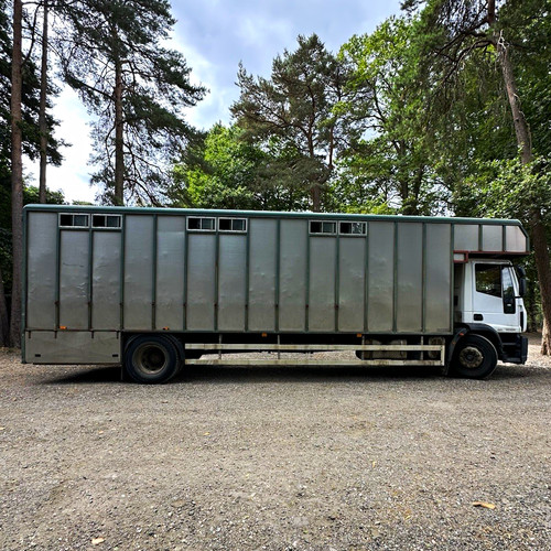 Iveco eurocargo horsebox hgv - eurocargo,
