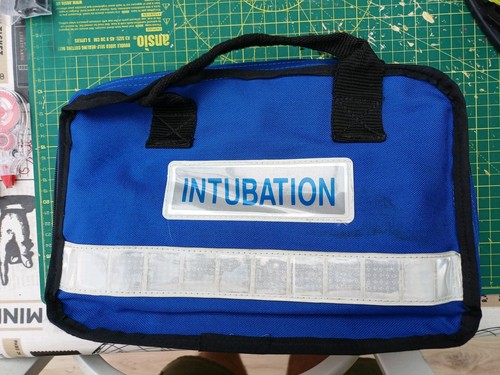 Ambulamce paramedic - ambulamce,,