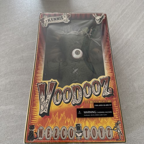 Voodooz doll kennis mezco - voodooz,