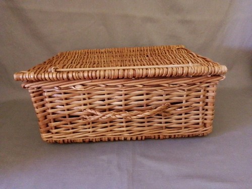 Vintage wicker wood split - wicker,