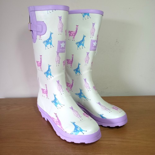 Hawkins lama alpaca - lama, wellies