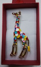 Beautiful Giraffe Brooch / Pin