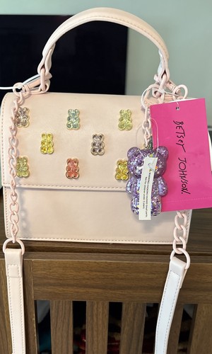 Nwt betsey johnson - betsey, gummy