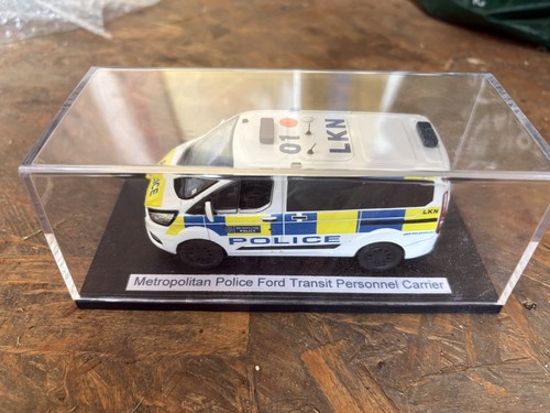 Metropolitan police ford - metropolitan,