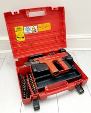 Hilti DX450 Cartridge Nail Gun