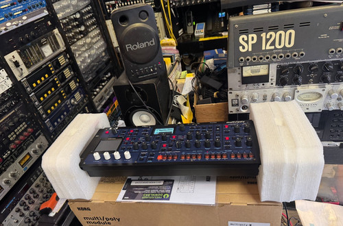 Korg multipolym multi poly - korg,