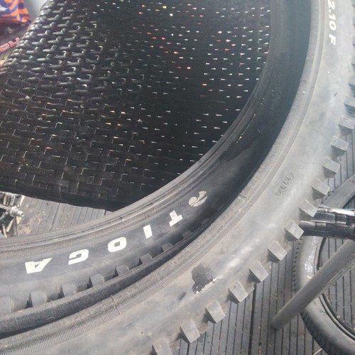 Tioga factory mountain bike - factory, dh