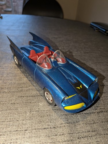 2004 corgi die cast 1960 - 2004, blue