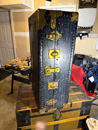 True vintage 1900s hard wood - true,