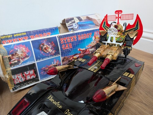 Stunt robot car thunder - stunt,