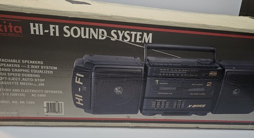 Akita ak1305 vintage boombox - akita,