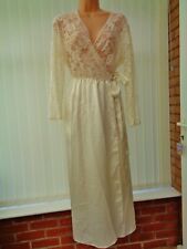 T49 VTG ST MICHAEL SHEER CREAM LACE SATIN WRAP 70'S NEGLIGEE NIGHTDRESS 12-14