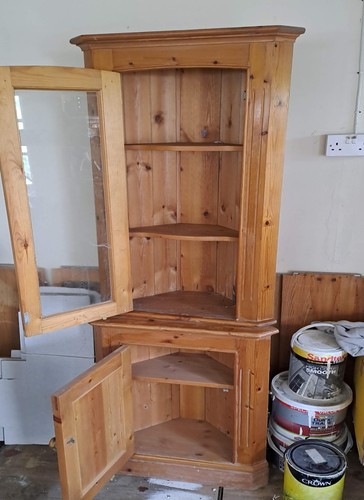 Solid pine corner - pine,