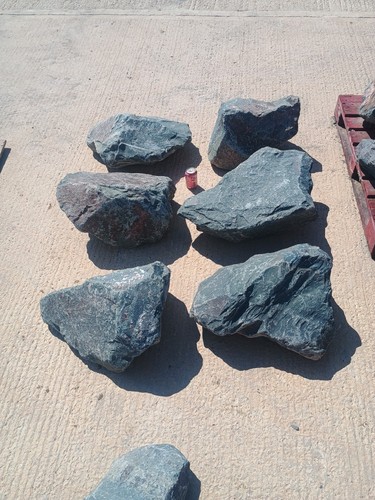 Extra large granite - ,