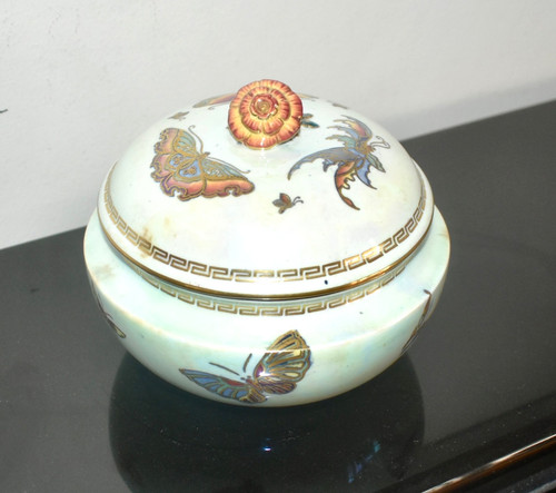 Daisy makieg jones wedgwood - daisy,