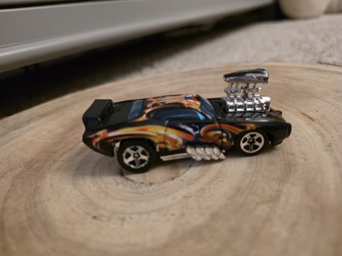 Hotwheels classic 1969 pontiac - classic,