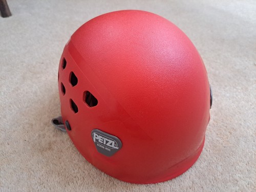 Petzl ecrin climbing helmet - climbing,