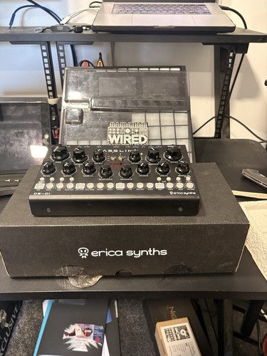 Erica synths bassline - erica, db-01