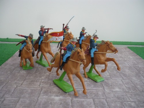 Britains mounted 7th - /,